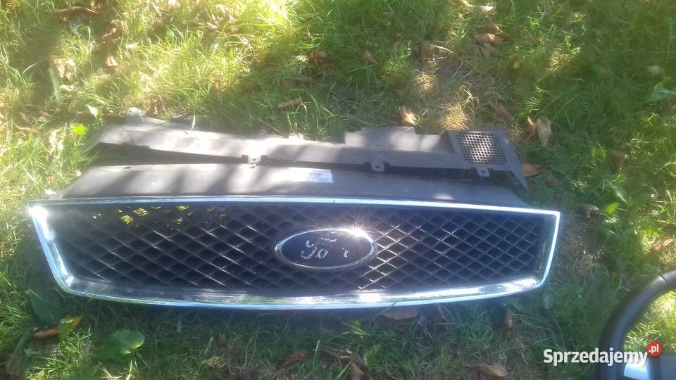 Grill atrapa chłodnicy Ford Focus c 0307 znaczek Części samochodowe sprzedam