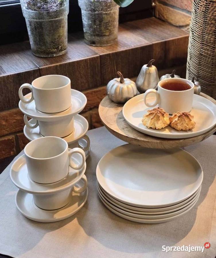 99 Talerze z kubkami 18 elementów białe Zabrze