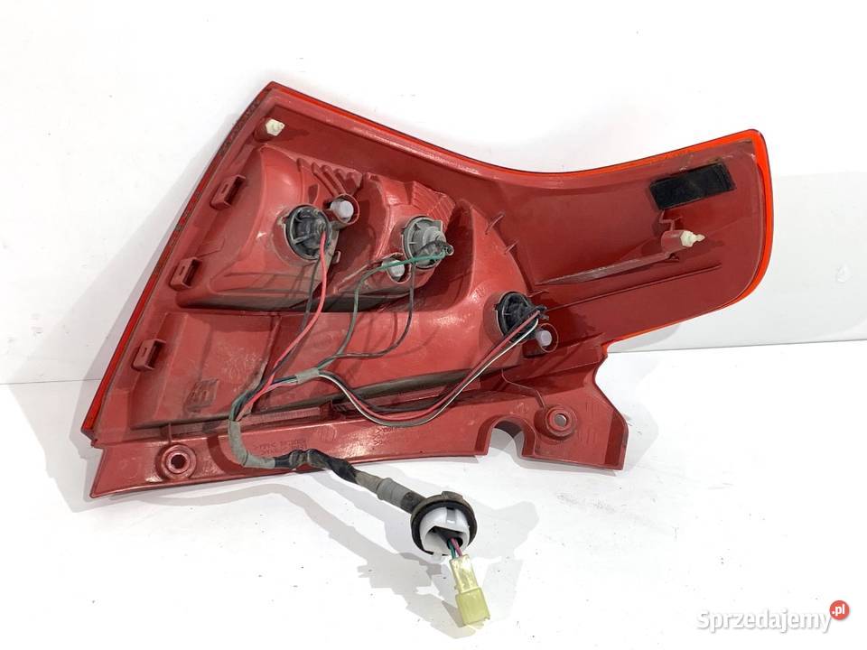 LAMPA PRAWY TYŁ SUZUKI SWIFT III Hatchback podkarpackie