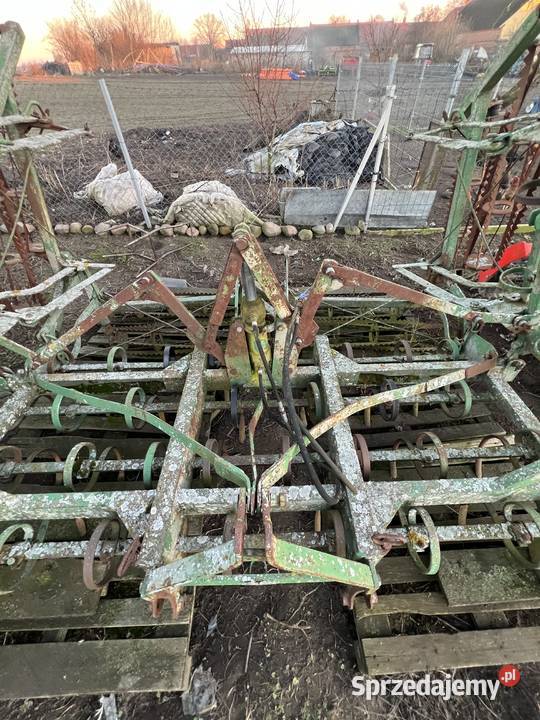 Agregat uprawowy rozkładany hydraulicznie 52 Smolna