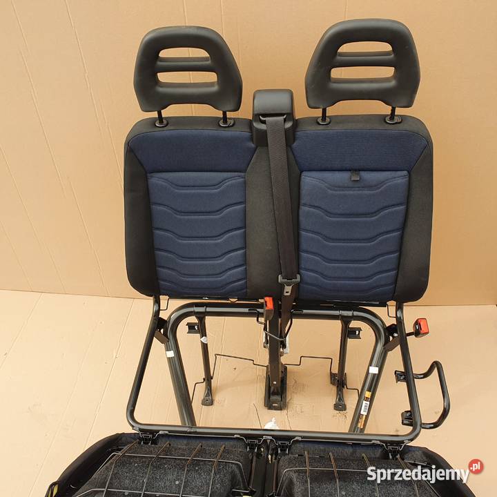 IVECO DAILY 19 KANAPA ŁAWKA FOTEL PASAŻER FOTELE Trzciel sprzedam