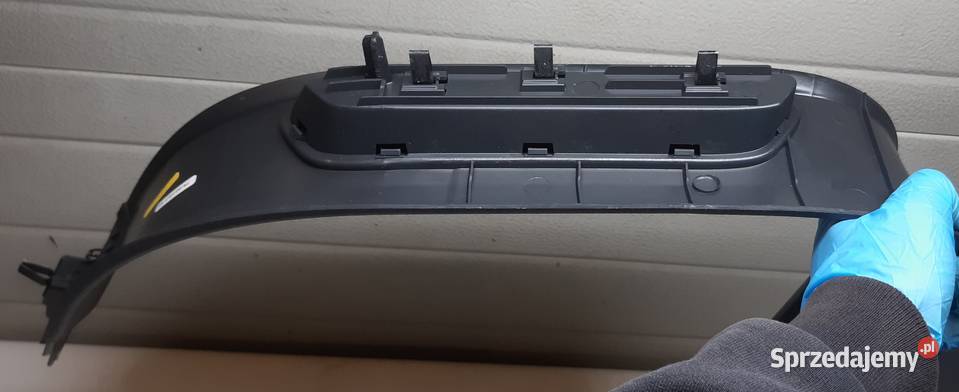 OSŁONA PROGU PRAWA VW TOUAREG 7P 7P6853370P dolnośląskie Mielęcin