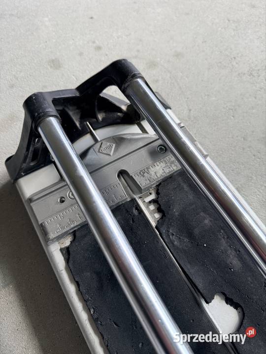 Przecinarka ręczna do glazurypłytek RUBI 80 Pozostałe Sarzyna