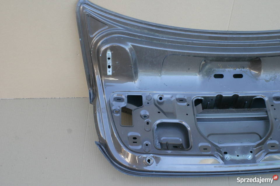 VW JETTA 10 KLAPA TYŁ SEDAN Bieleń sprzedam