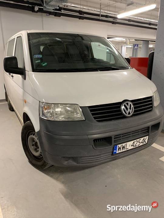 Wynajem busa przewóz osób przeprowadzki VW T5 Warszawa wynajem auta