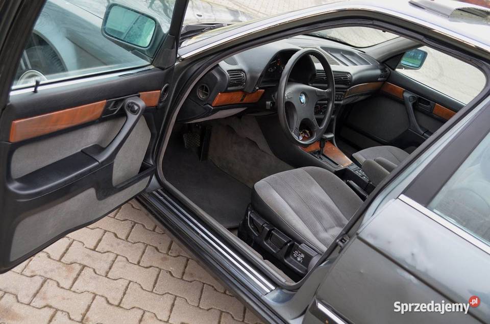 PIĘKNY KLASYK ZABYTEK stan PERFEKCYJNY bmw e32 Rok produkcji 1989 Płock