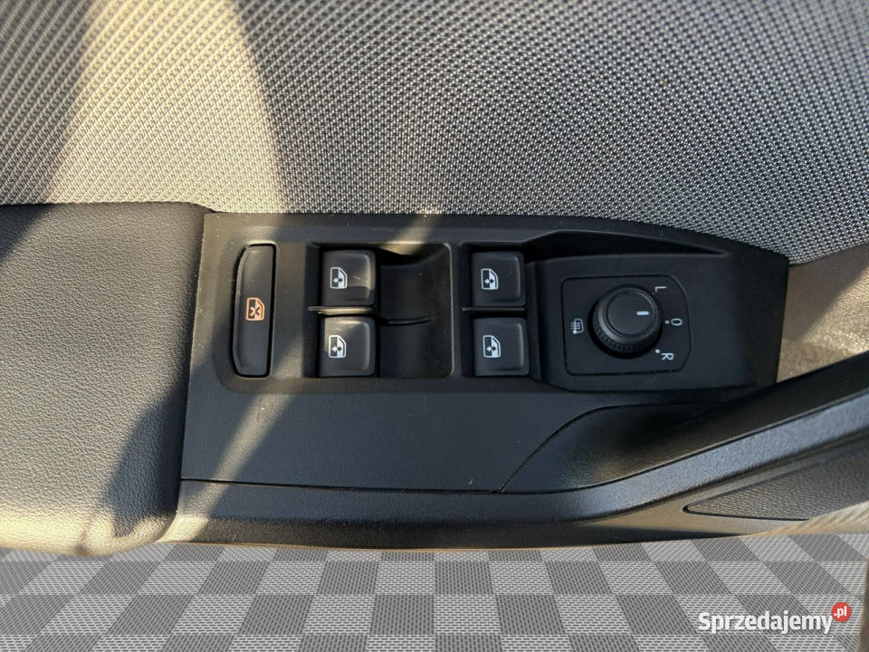 Seat Leon 15 TSI Podgrzf I kier Czcof Virtual Gdańsk