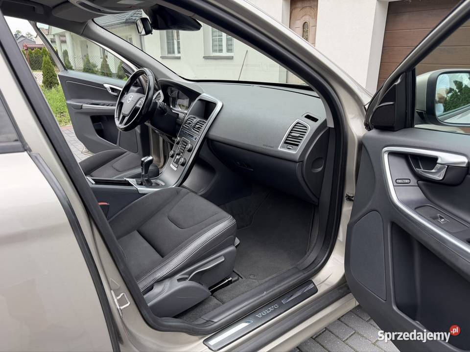 Volvo XC60 1969cm3 Sochaczew