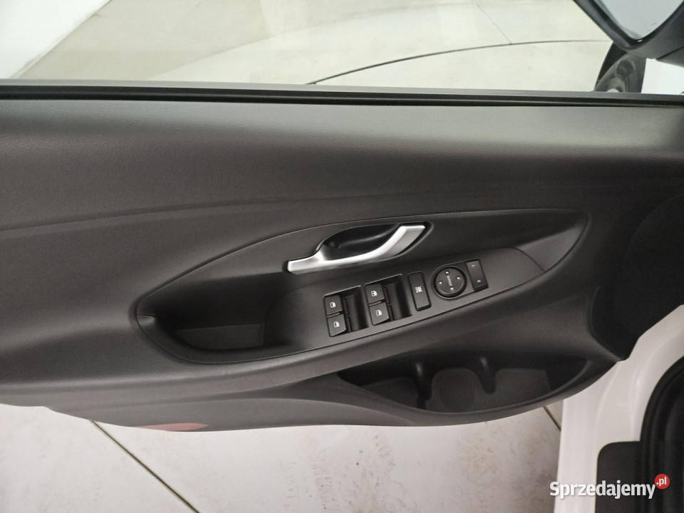 Hyundai i30 10 TGDI Modern Z Polskiego Salonu Warszawa sprzedam