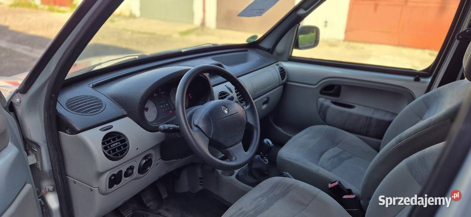 16 Benzyna Klima Kangoo