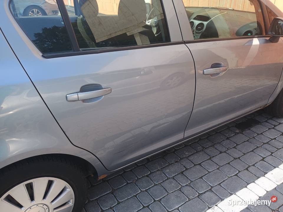 Opel Corsa d 12 uszkodzona brak solnika Czechówka sprzedam