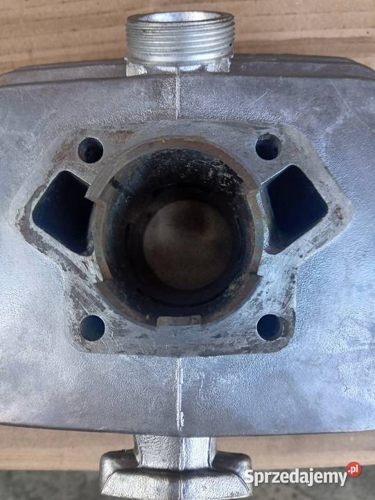 Cylinder almot 60 ze znikomym przebiegiem Cylindry, głowice, pierścienie