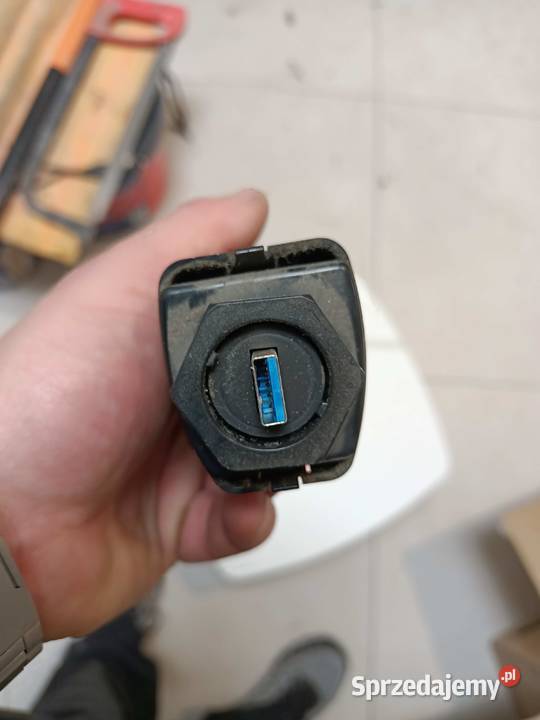 Falownik Saj R56KT2 6 KW Falowniki