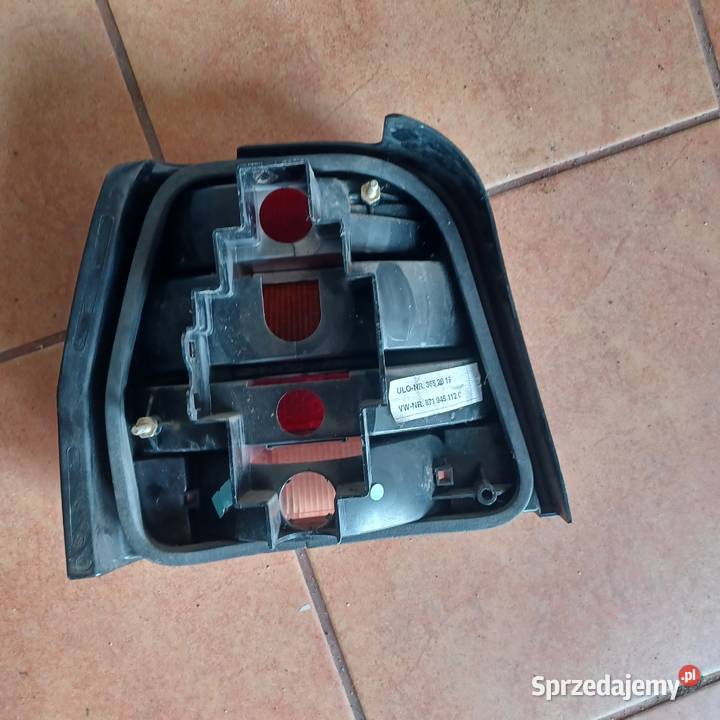 LAMPA WKŁAD TYLNA PRAWA VW POLO II ORYGINAŁ Rakoniewice sprzedam