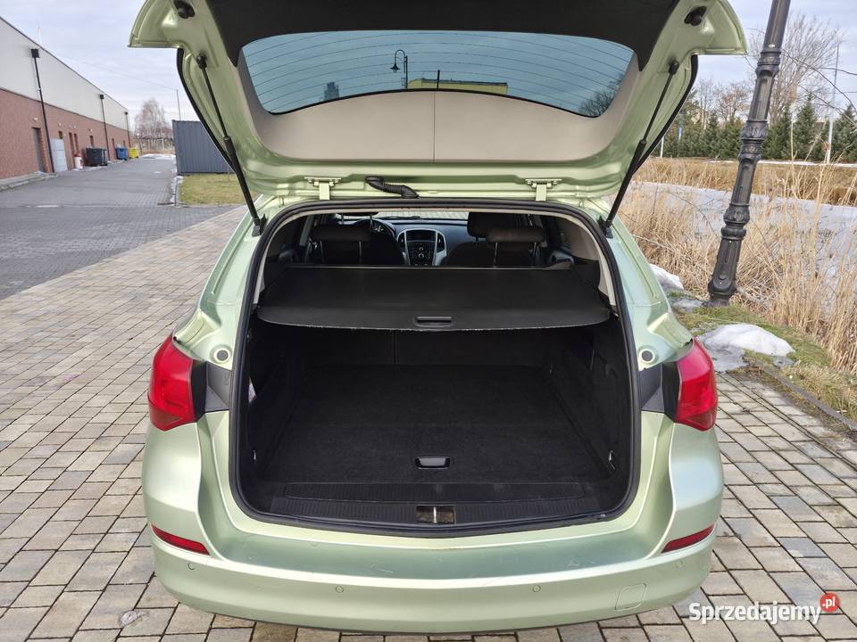 Opel Astra J stan techniczny przeglądzieSpalanie Radomsko