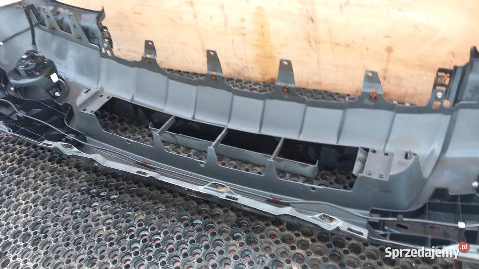 NISSAN NAVARA PATHFINDER R51 ZDERZAK HALOGEN sprzedam