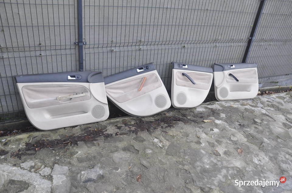 Passat B5 Boczki Beżowe Nie Skóra Drewno Galka podkarpackie