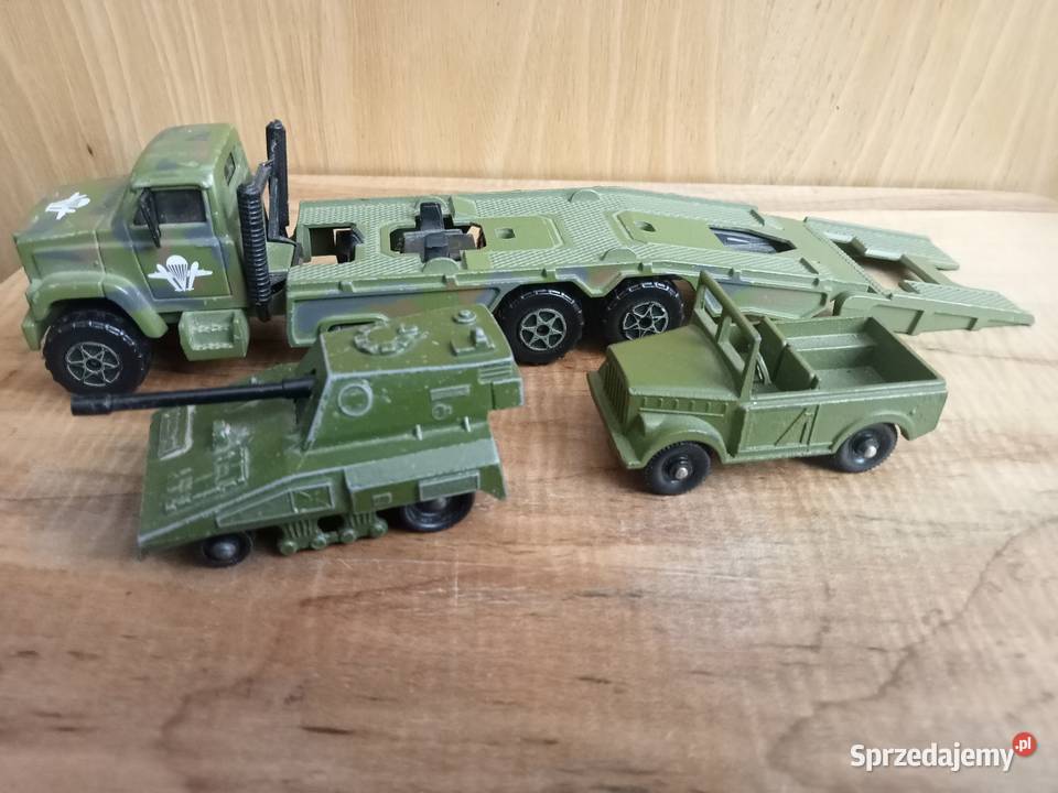 model samochodu transport plateau majorette wielkopolskie Nowy Tomyśl sprzedam