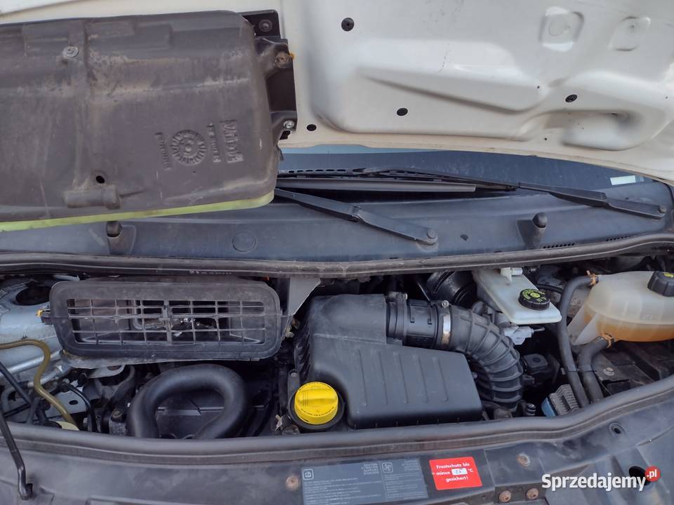 Opel Vivaro 2L 114diesel manualna Przeworsk