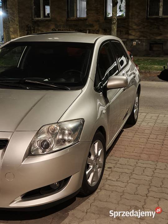 Toyota Auris 14 VVTi 97 LPG automat klima Nowy Dwór Mazowiecki sprzedam