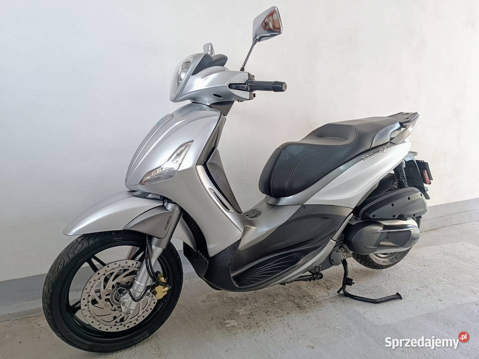 Piaggio Beverly 350 300 Sport Touring ABS ASR na Dukla sprzedam