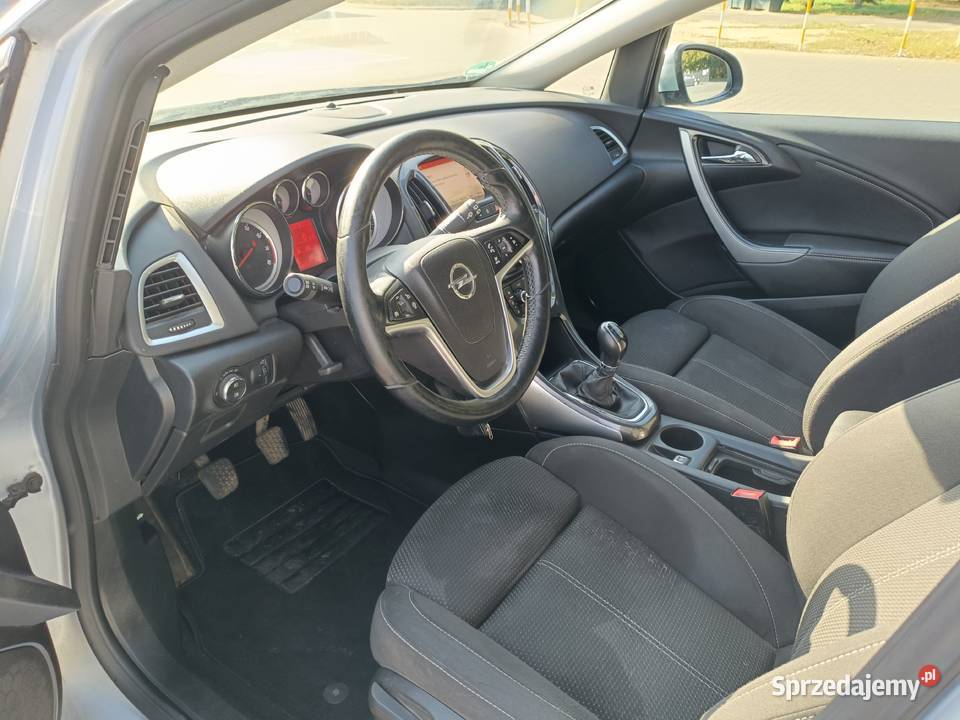 Opel Astra bogato wyposażona ogranicznik prędkości Poznań
