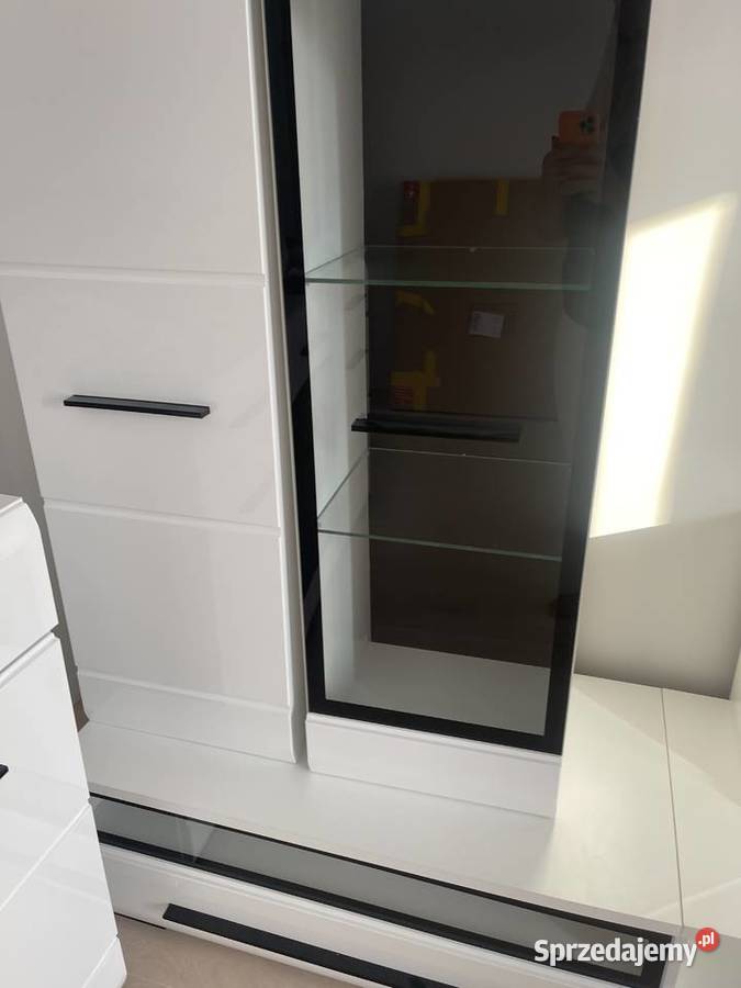 Meblościanka FEVER 1 300cm Miechów sprzedam