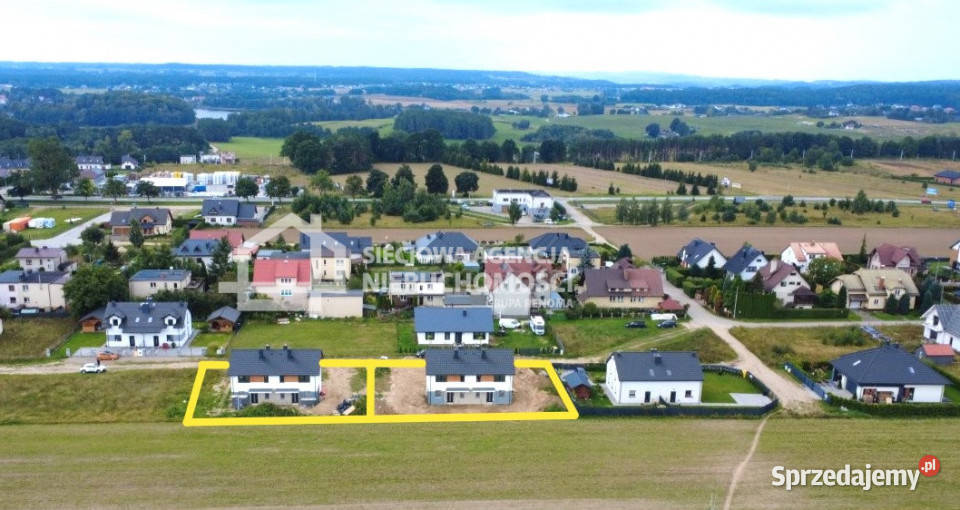 sprzedaży domu bliźniaka Dzierżążno 8139m2