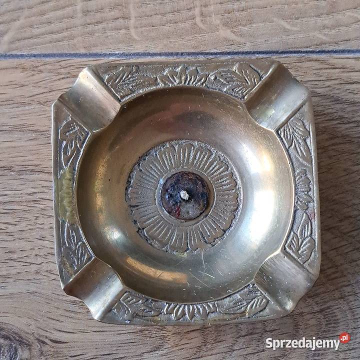Wyjątkowy mosiężny świecznik vintage kwadratowy Wyposażenie wnętrz Domaszczyn