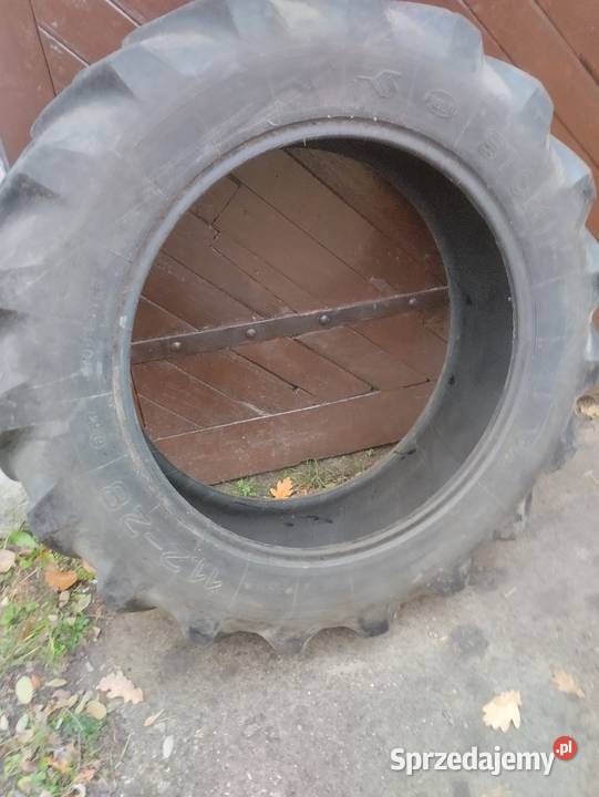 Opona c330 t 25 tył świętokrzyskie Ostrowiec Świętokrzyski sprzedam
