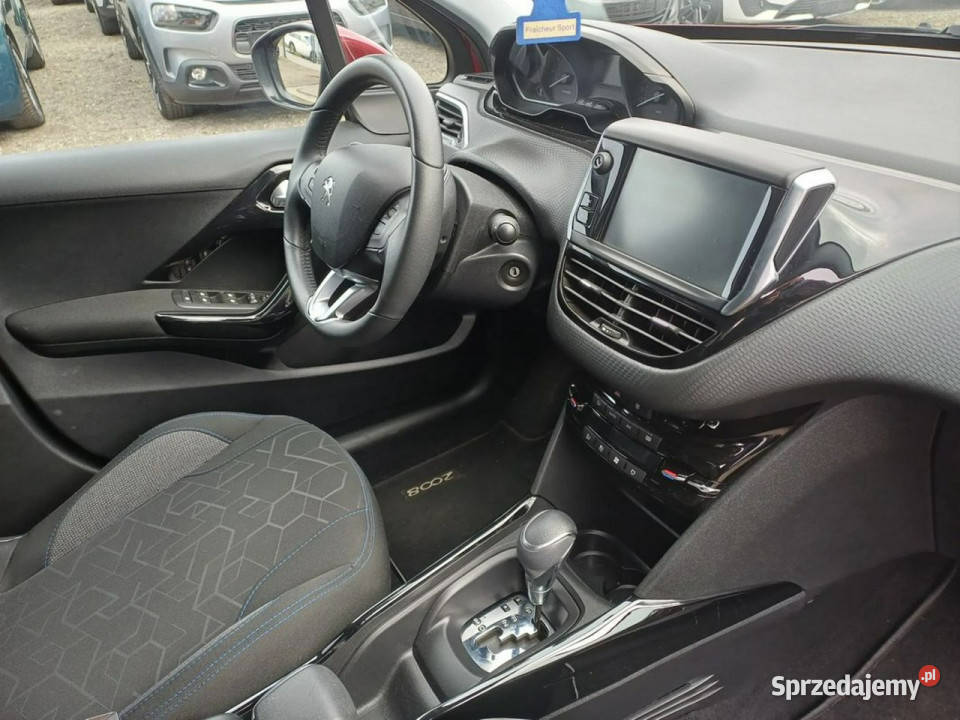 Peugeot 2008 AUTOMAT 1 wł Navi Tablet Led 110KM Chrzanów