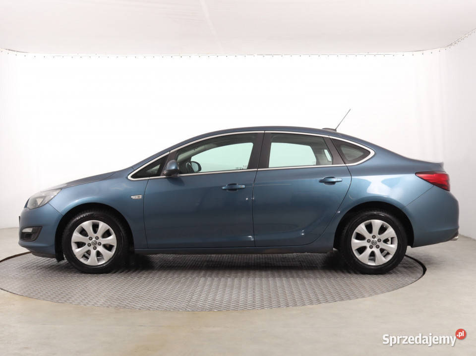 Opel Astra 14 T Katowice