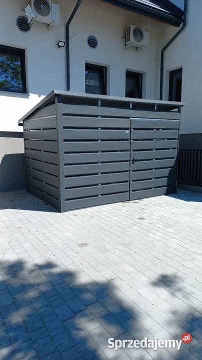 Drzwi garażowe do muru dwuskrzydłowe Sierakowice