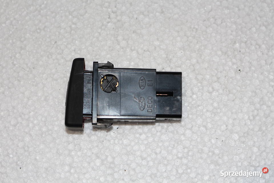 HYUNDAI TRAJET PRZEŁĄCZNIK AWARYJNYCH 93790 sprzedam