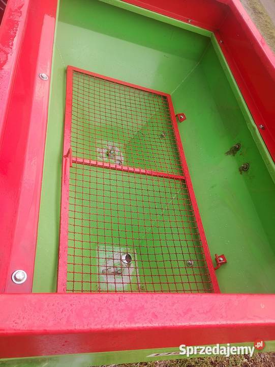 Sprzedam rozsiewacz nawozu TYTAN s 1200l