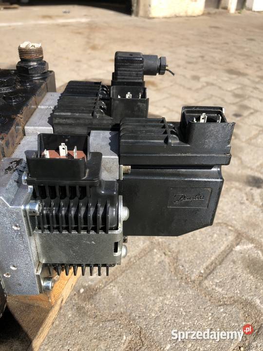 rozdzielacz danfoss danfos pvg32 4 sekcje cewki Dobrodzień