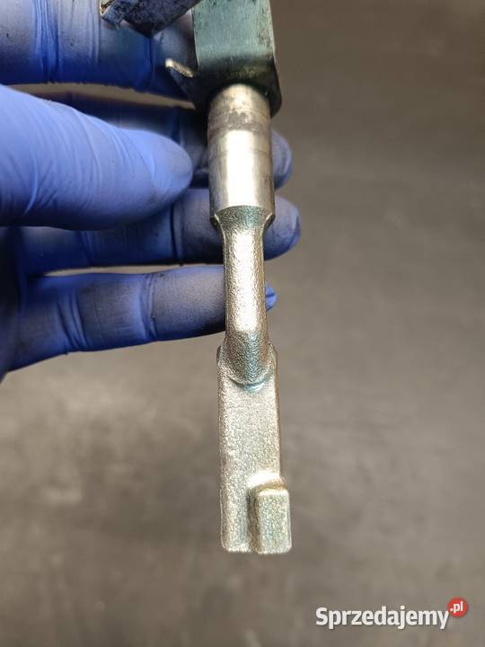 Wysprzęglik wałek dźwignia sprzęgła sprzęgło Gołaczewy