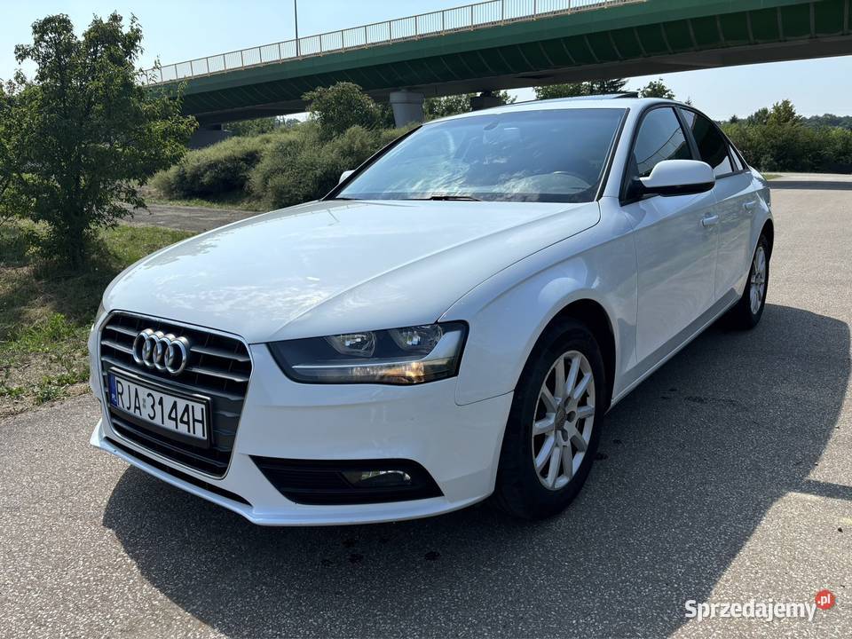 Audi A4 B8 sedan 2013 polift zadbane elektryczne lusterka Jarosław