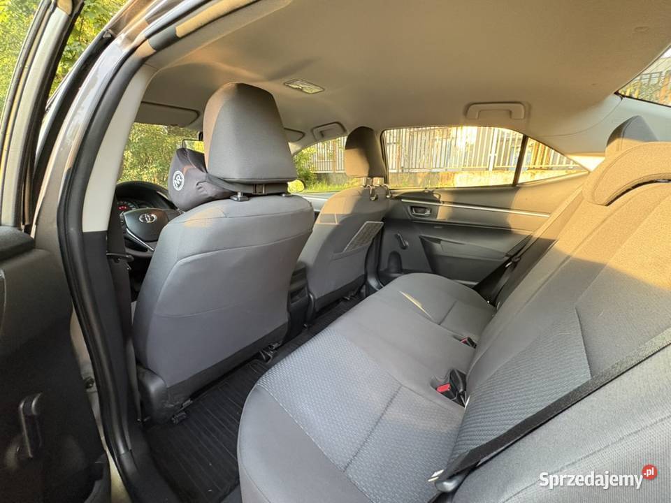 Toyota Corolla salon polska