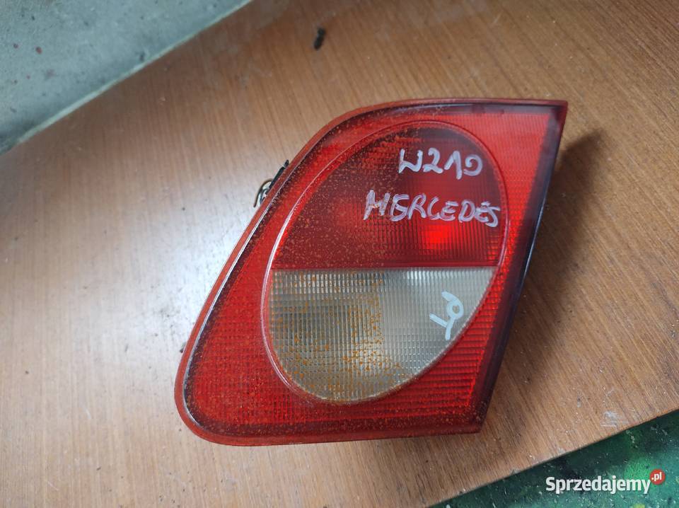 MERCEDES W210 lampa tył w klapę Kielce