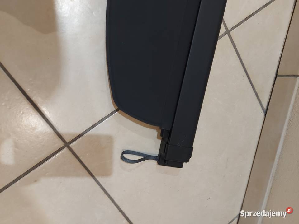 Ford Focus MK4 roleta bagażnika 2020