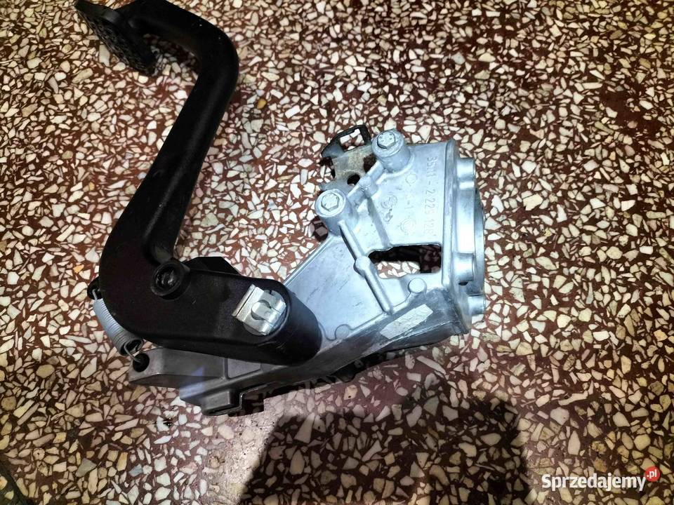 Pedał sprzęgła z podstawĄ BMW E46 STAN osobowe