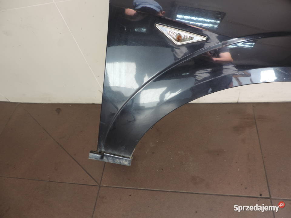 BŁOTNIK PRAWY PRZÓD FORD MONDEO MK3 FL KOLOR G0 Karoseria
