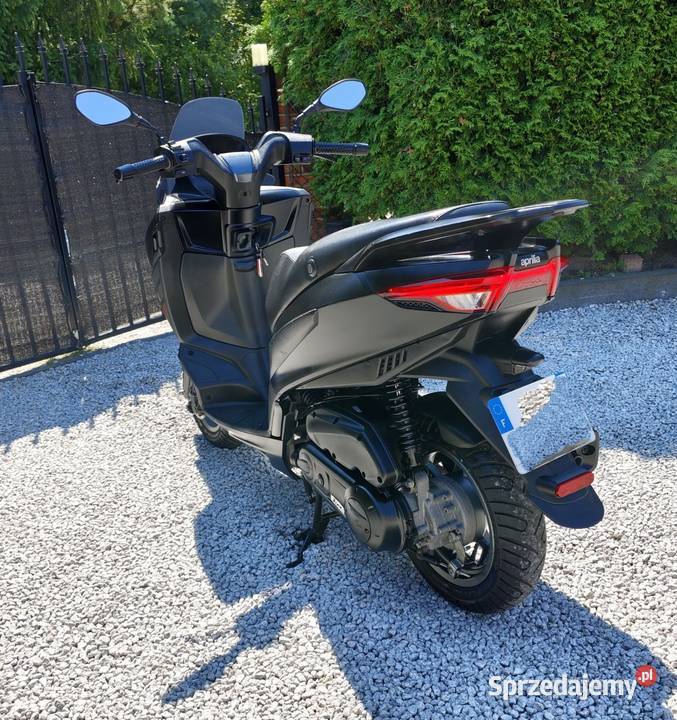 Skuter Aprilia SXR 50cc 2023r 4700 FULL LED łódzkie Łask