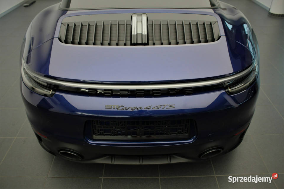 Porsche 911 Porsche 911 Targa 4 GTS 30 480 klimatyzacja