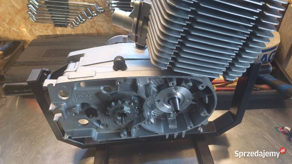 Silnik MZ ETZ 150 DDR cylinder głowica nowy Zduńska Wola