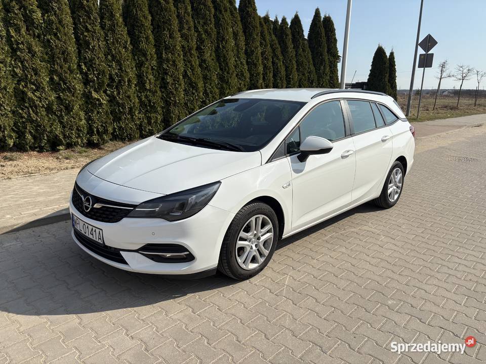 Opel Astra K niski przebieg sprzedam