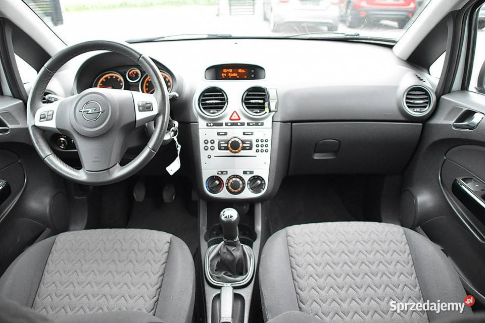 Opel Corsa Podgrzewane fotele Alu Gwarancja D immobilizer Corsa Nowe Kucice sprzedam