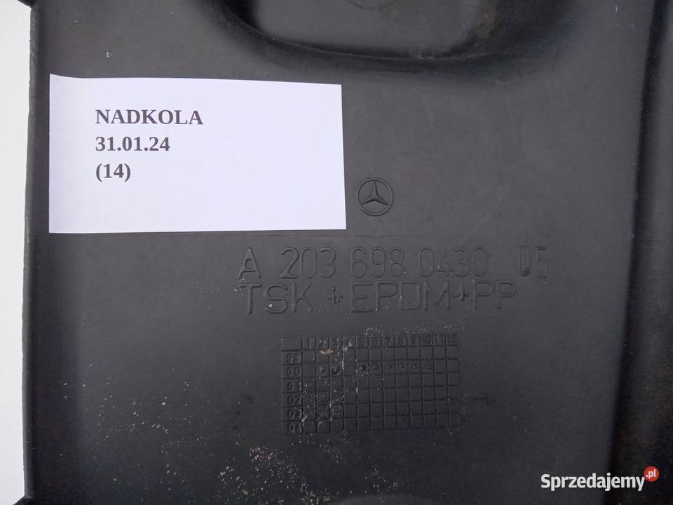 NADKOLE PRAWY TYŁ MERCEDES C KLASA W203 Nowy Tomyśl sprzedam