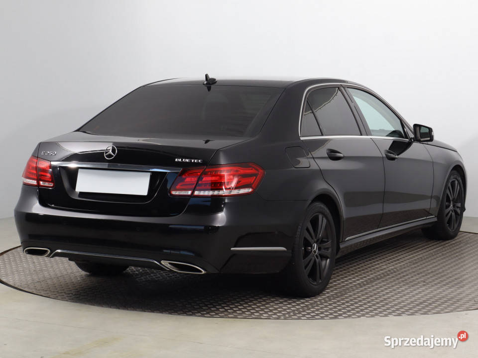 Mercedes E E 250 BlueTEC 4MATIC centralny zamek